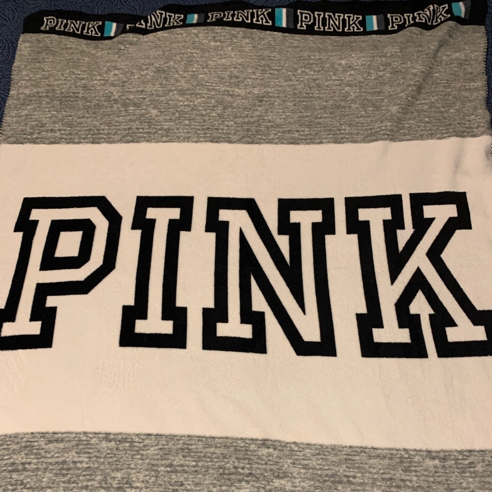 PINK Blanket